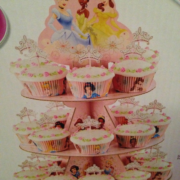 Disneys Princess C-Cake Stand Birthday Decoration - Picture 2 of 3